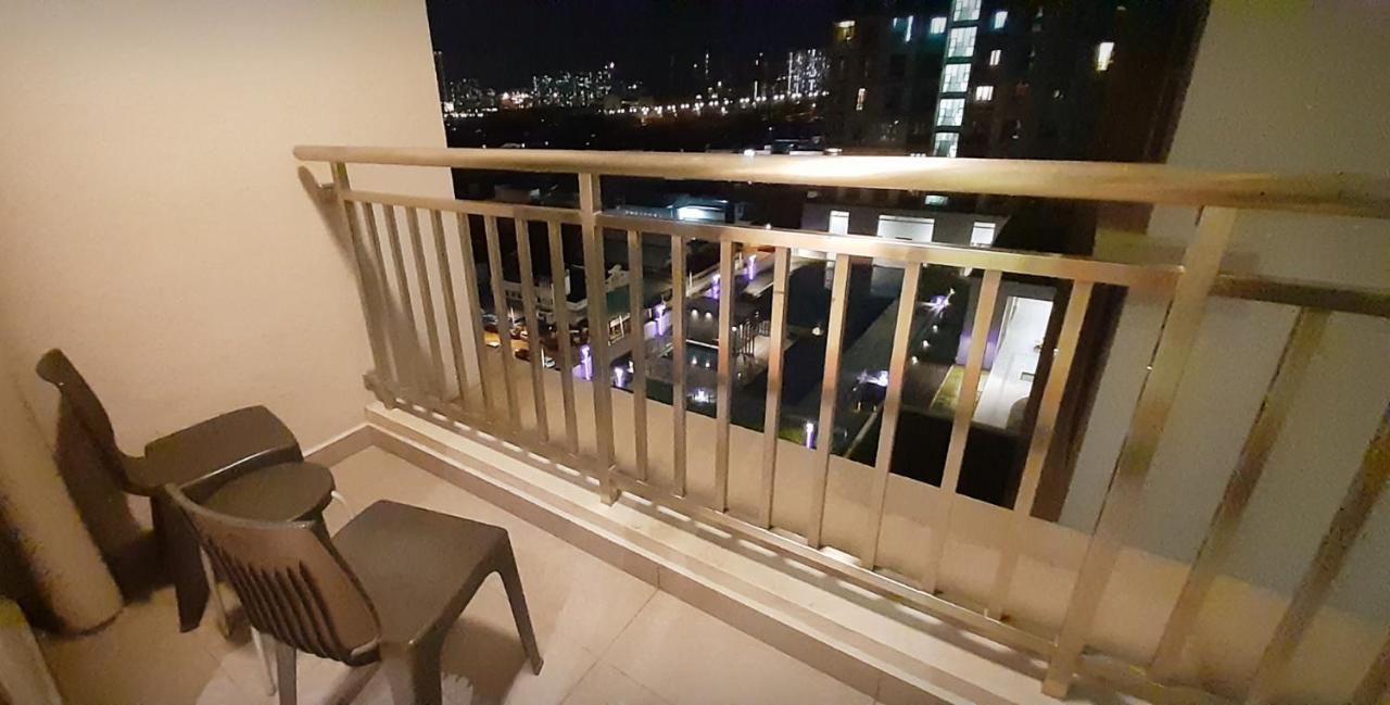 Sunway Paradise Home Staycation Ph2100 Self Check In Out スバン・ジャヤ エクステリア 写真